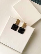 Brincos Beverly Preto