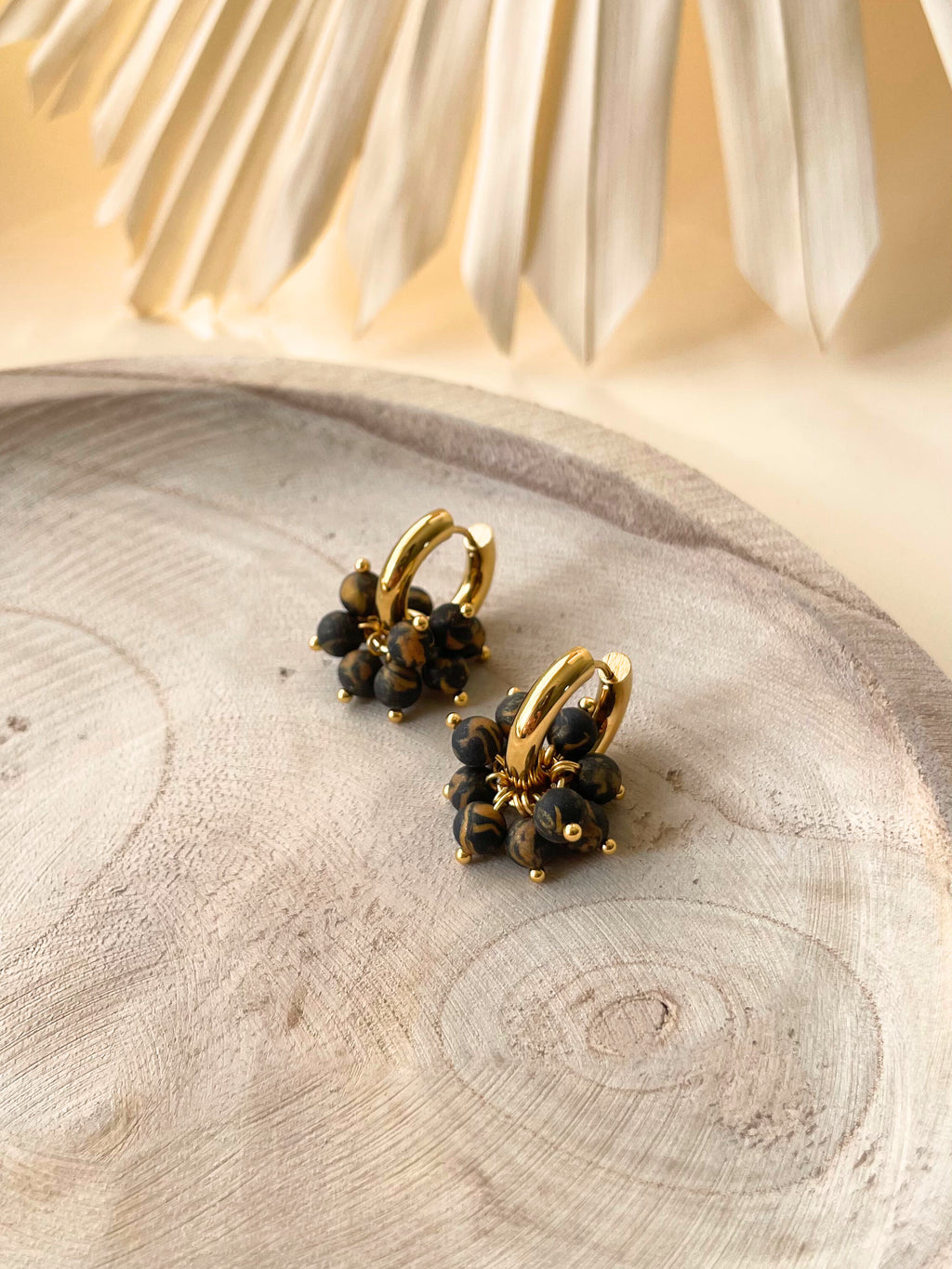 Argolas Toscana Preto & Dourado